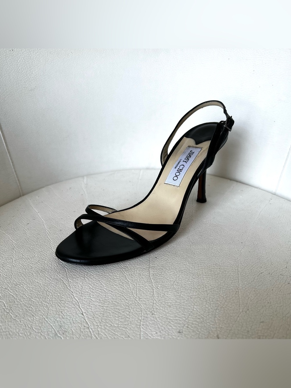 ( X ● __ ● X )

Jimmy Choo Black Strappy Sandals Heels